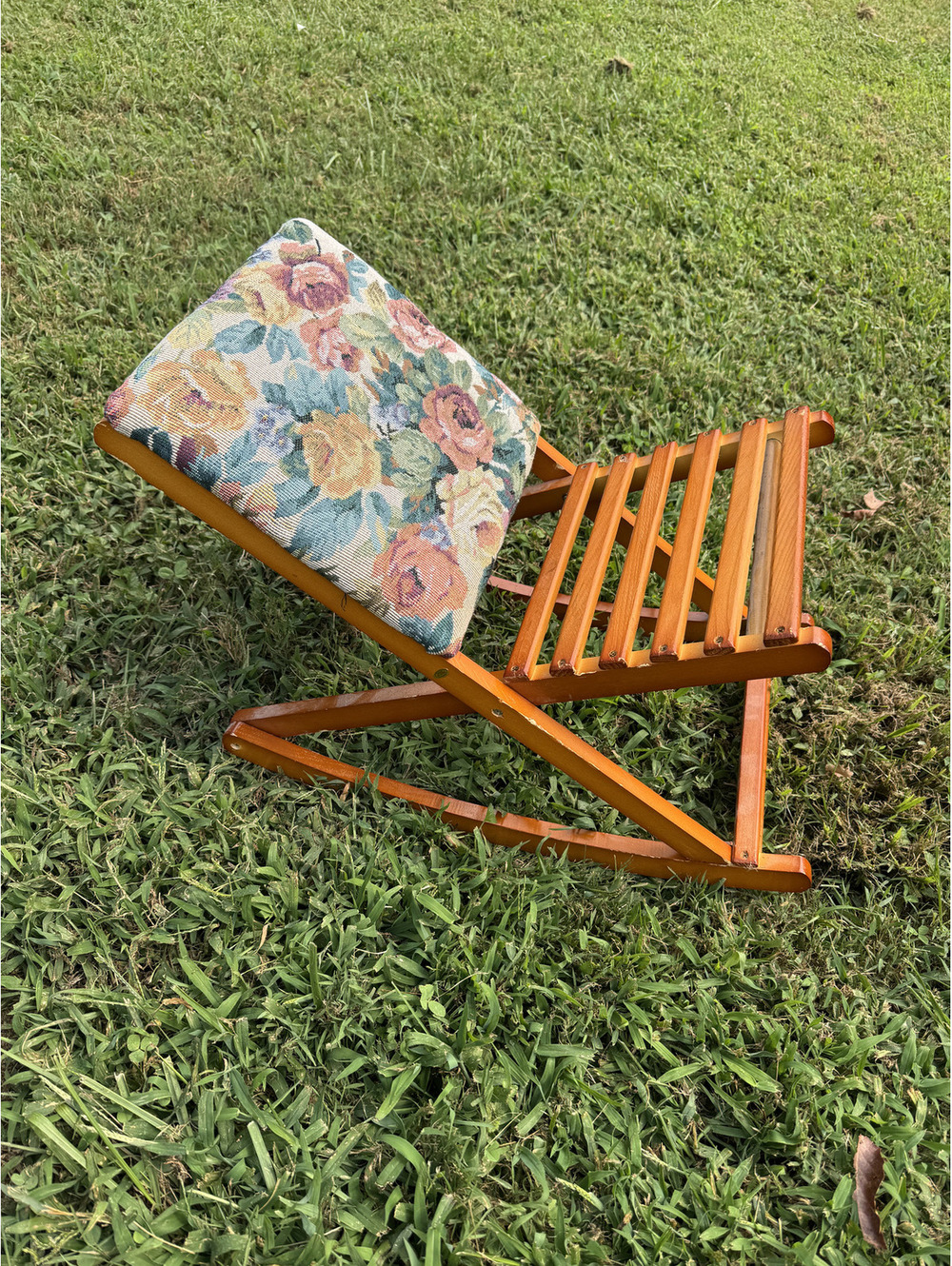Vintage Wooden Folding Rocking Foot Stool/rest